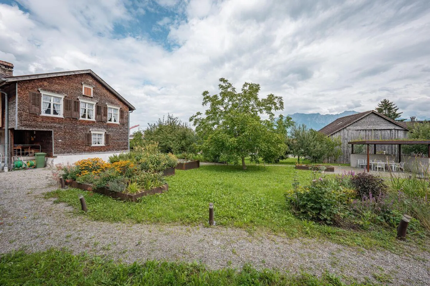 Semi-Detached Single-Family House with Land Reserve - Photo 12 of 13