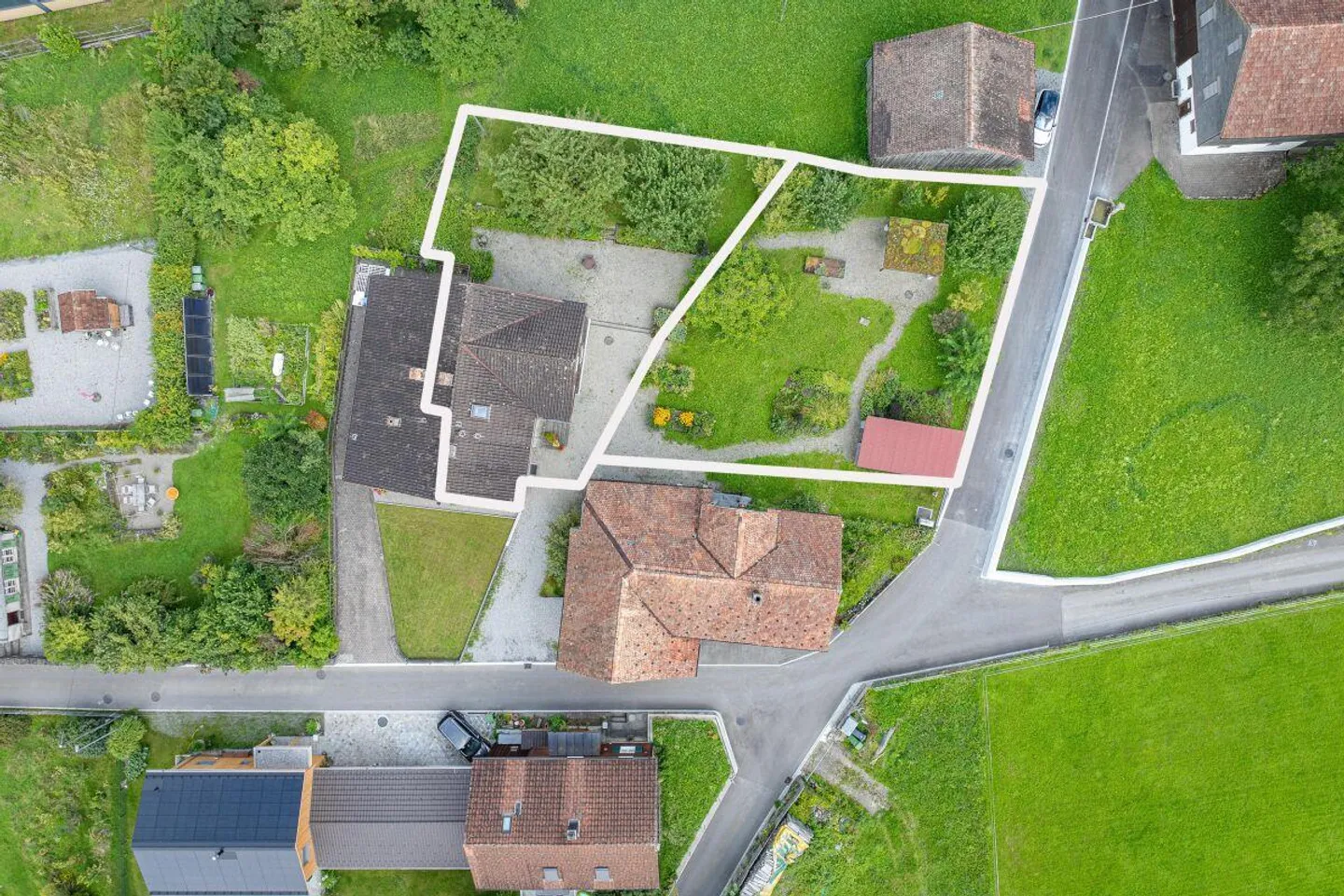 Semi-Detached Single-Family House with Land Reserve - Photo 13 of 13