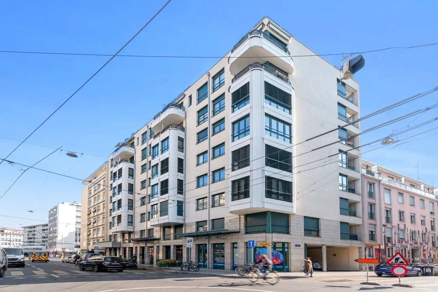 Magnificent apartment in Plainpalais! - Photo 1 of 13