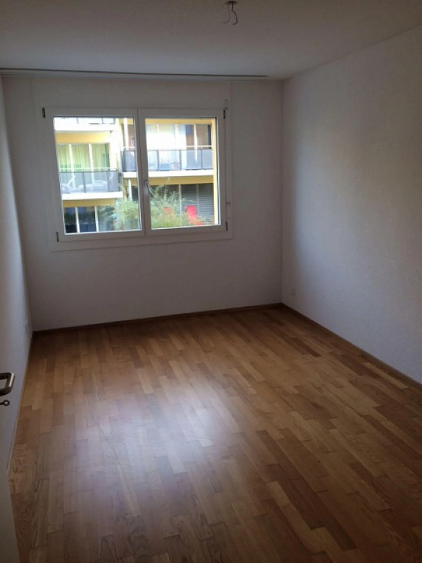 Modernes Apartment in Köniz - Foto 6 von 9