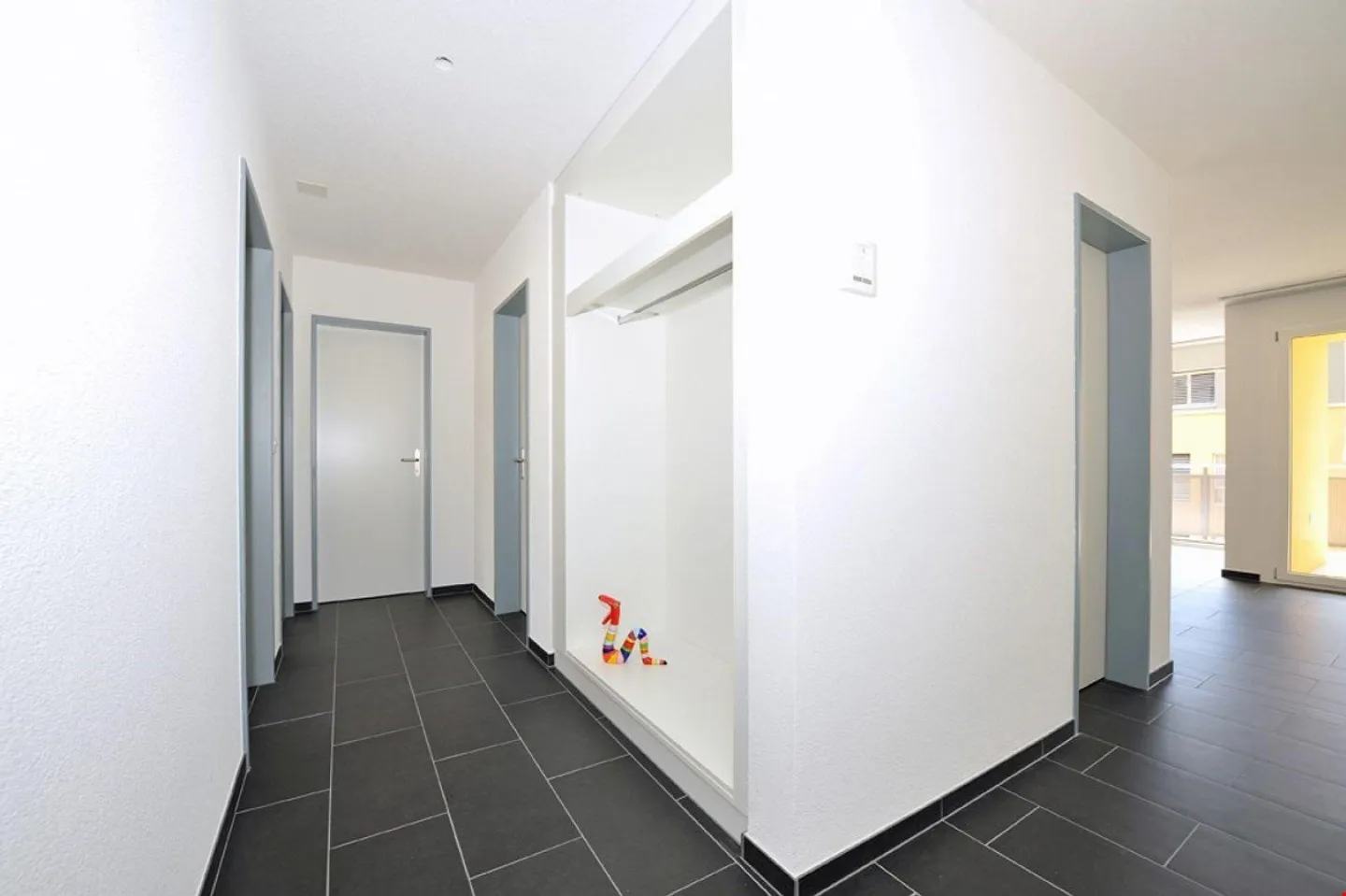 Modernes Apartment in Köniz - Foto 7 von 9