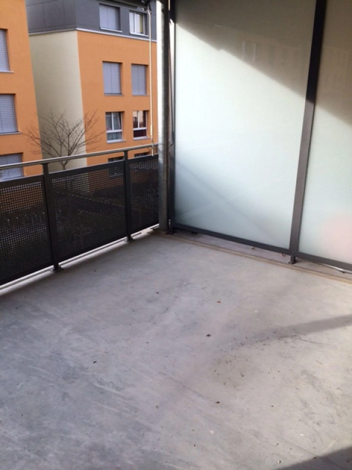 Modernes Apartment in Köniz - Foto 9 von 9