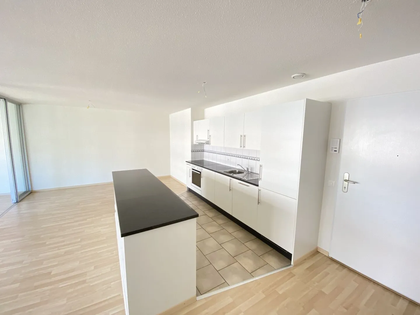 Modernes Apartment in Zürich Seebach - Foto 2 von 7
