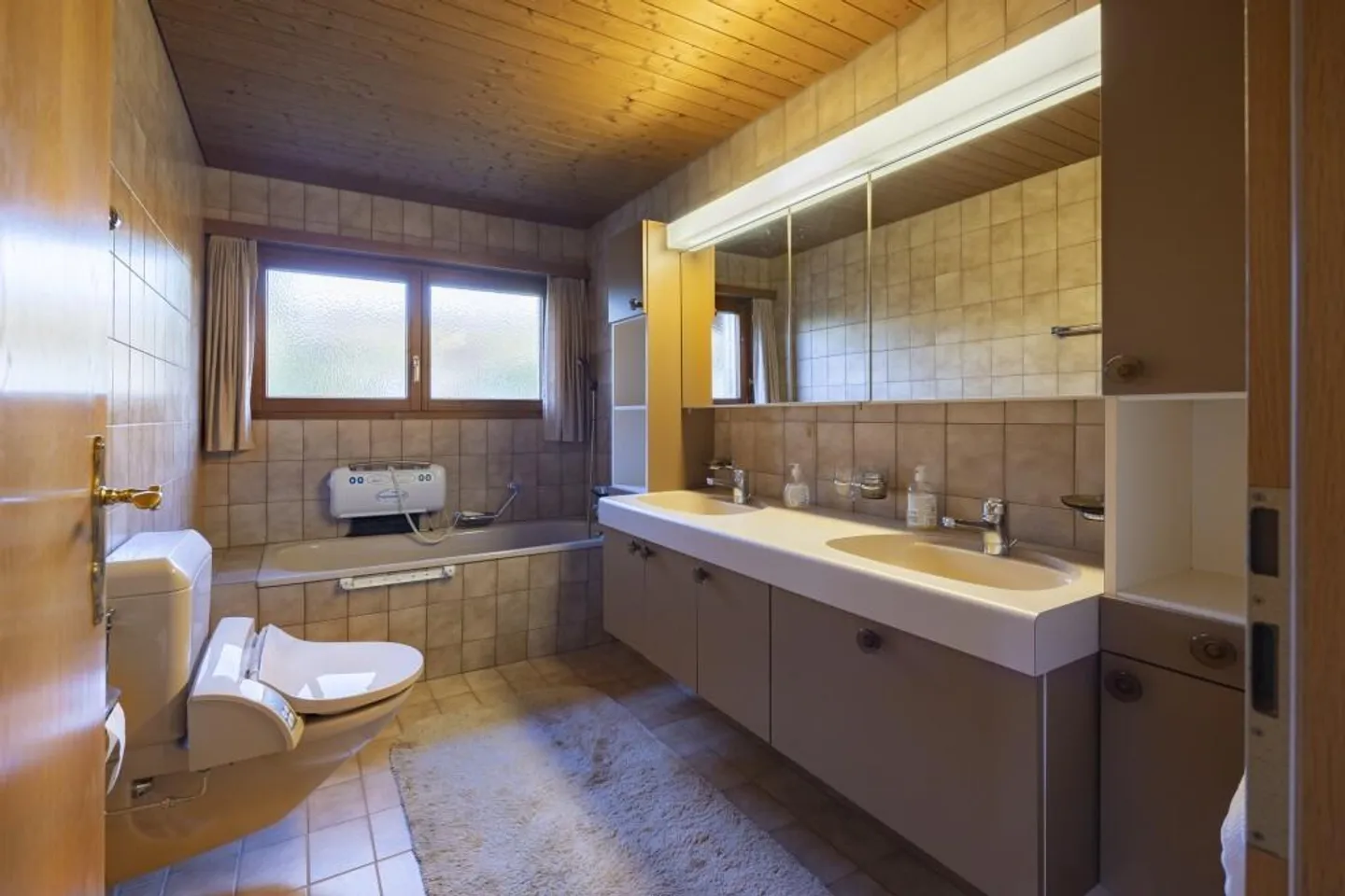 Your new family home in a quiet location - Photo 5 of 8