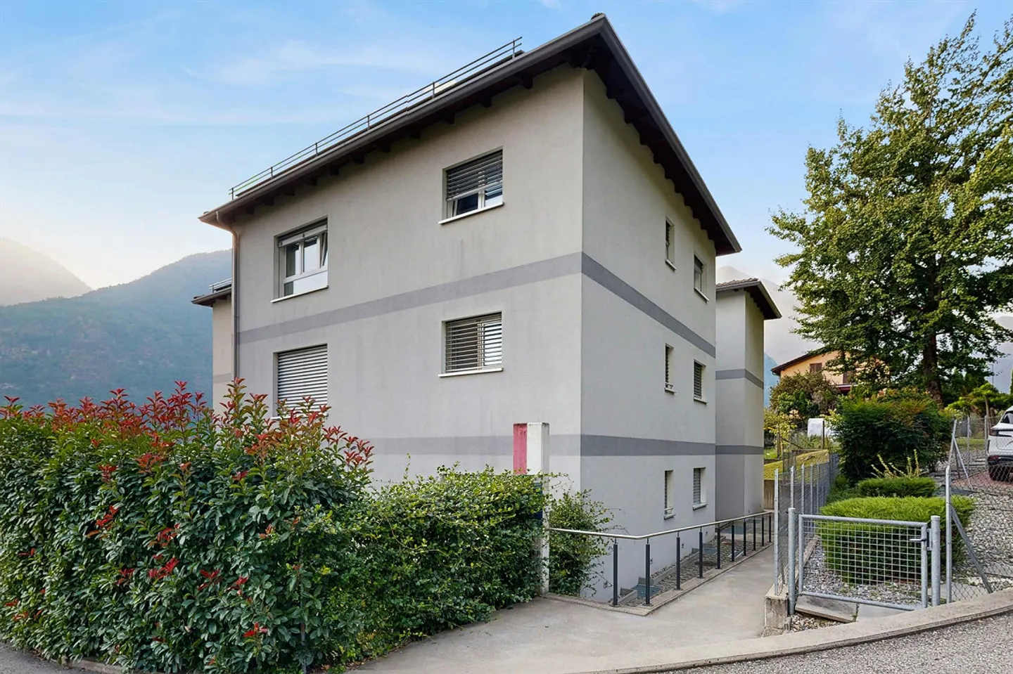 Modern mit privatem Garten 10 Minuten von Bellinzona entfernt - Foto 1 von 10