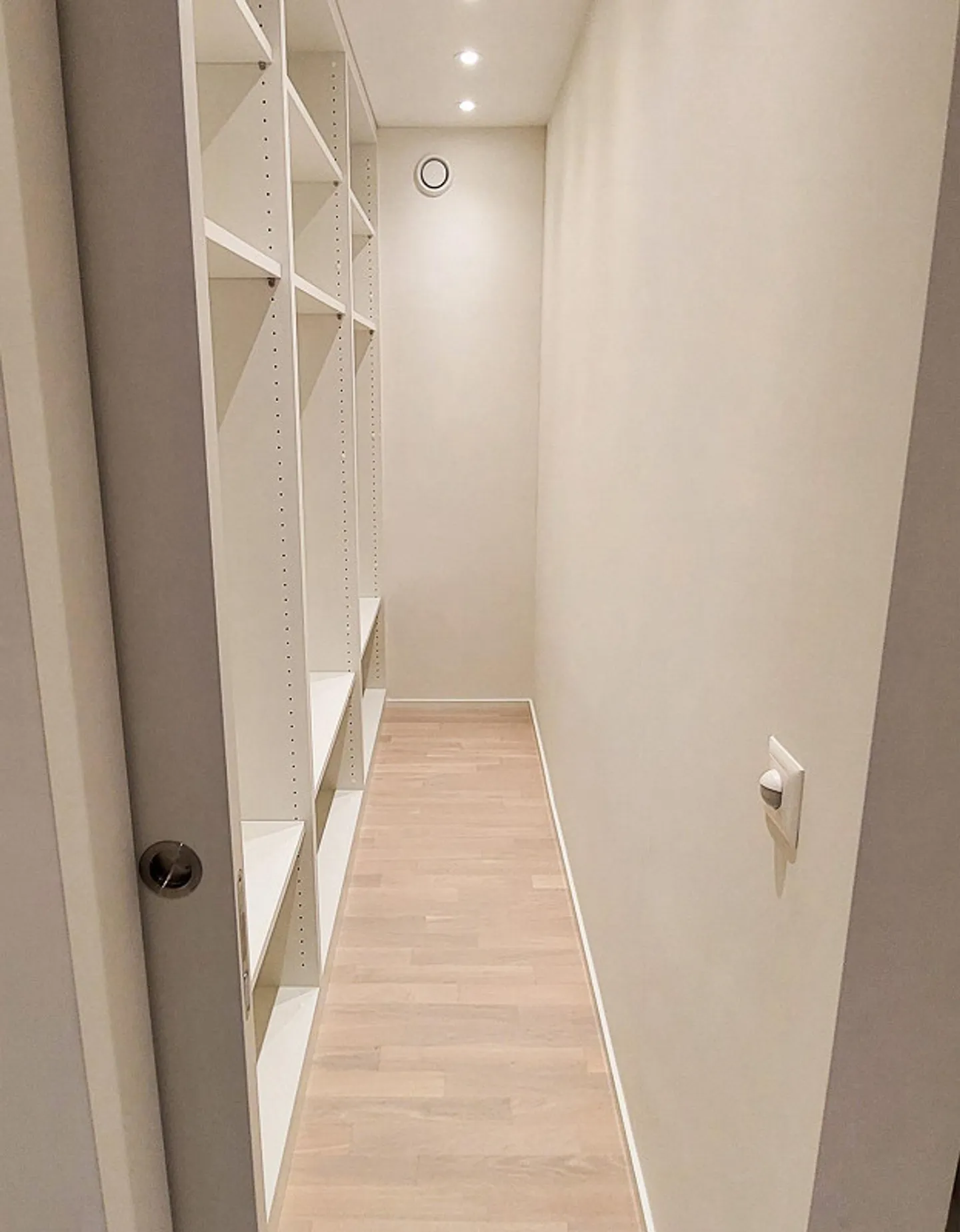 Appartamento moderno di 4,5 locali - Residenza principale o secondaria (1500-6) - Foto 19 di 25