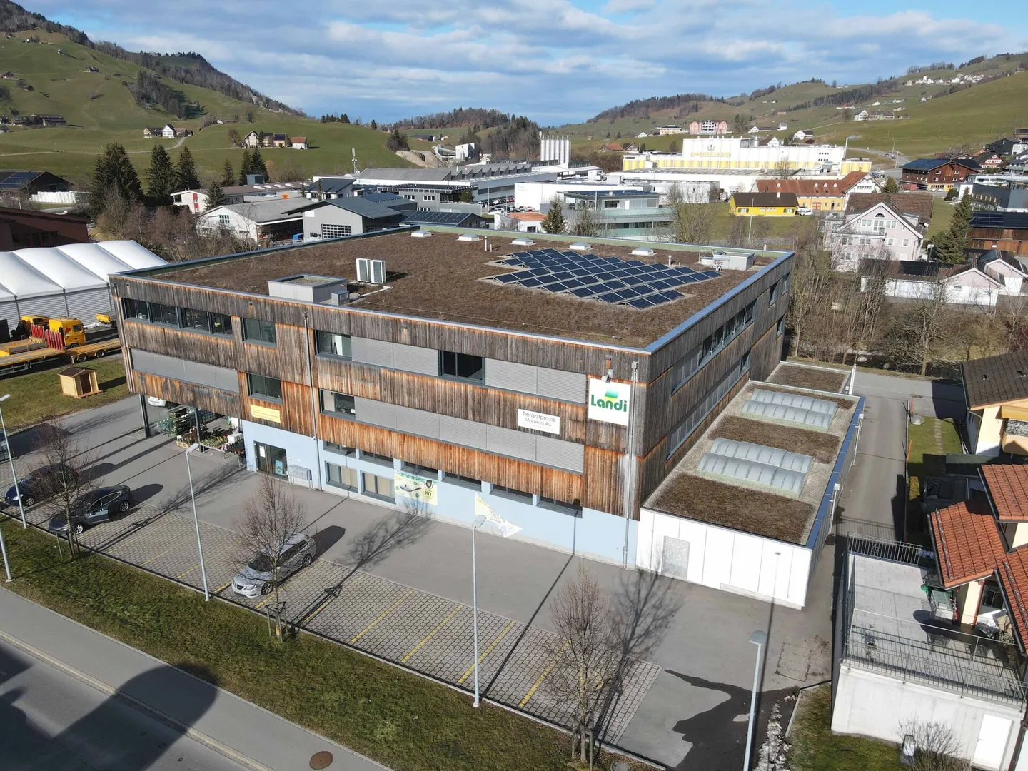 Ufficio e spazio commerciale in una posizione privilegiata - La tua nuova sede a Appenzell! - Foto 10 di 12