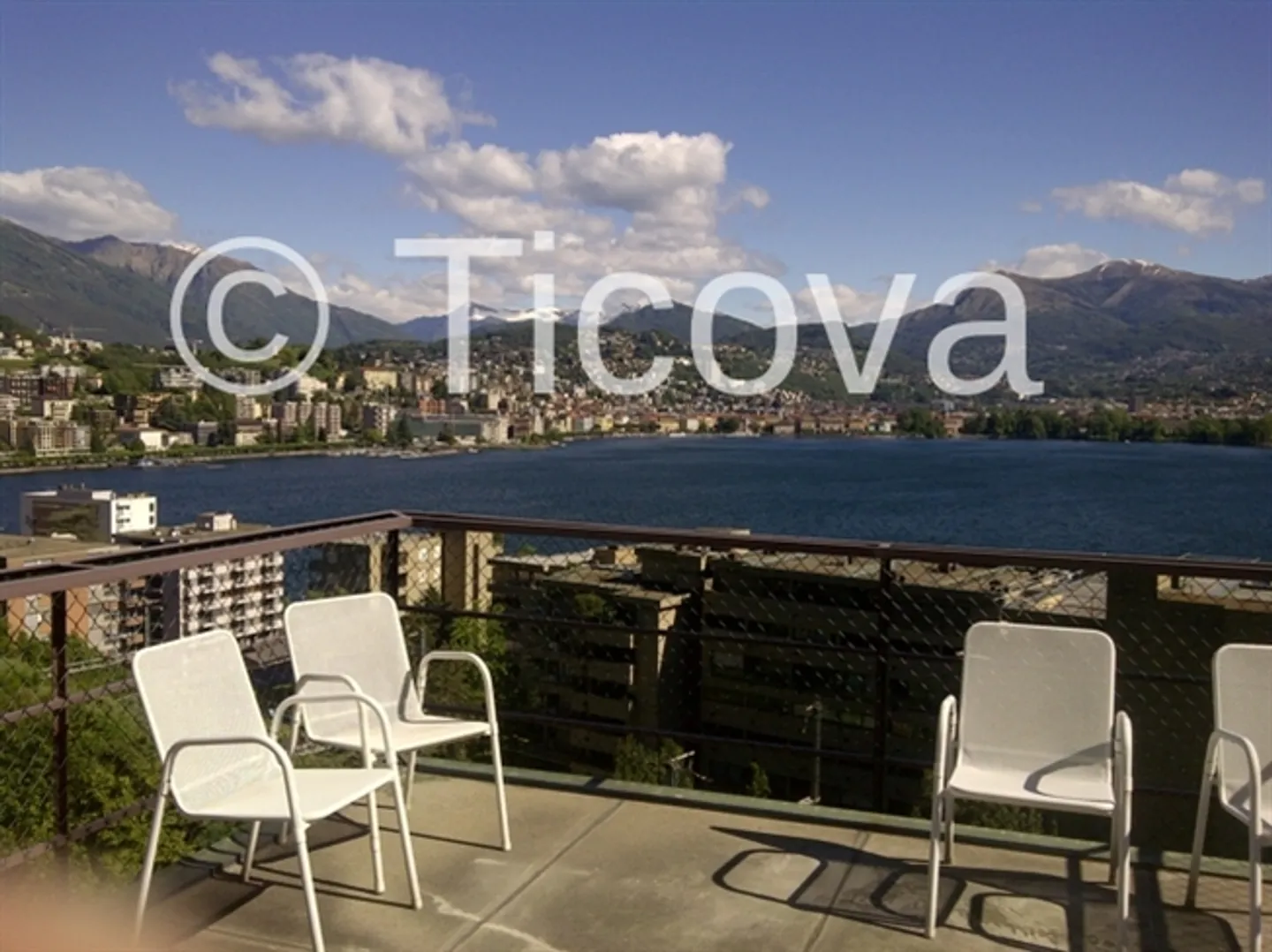 LUGANO - PARADISO 3.5-room apartment completely renovated and excellently equipped - Photo 10 of 10