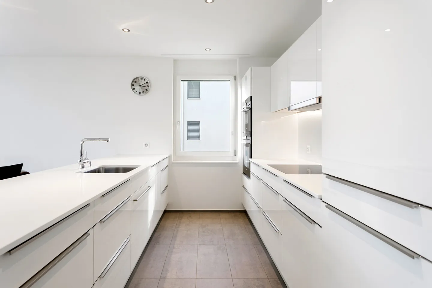 Moderno, luminoso e pronto per essere abitato - Foto 3 di 7