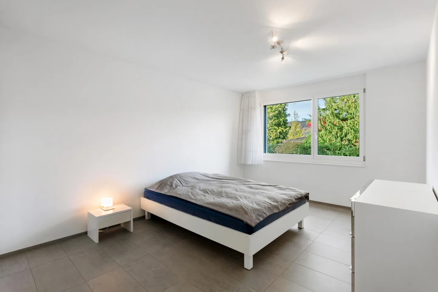 Moderno, luminoso e pronto per essere abitato - Foto 4 di 7