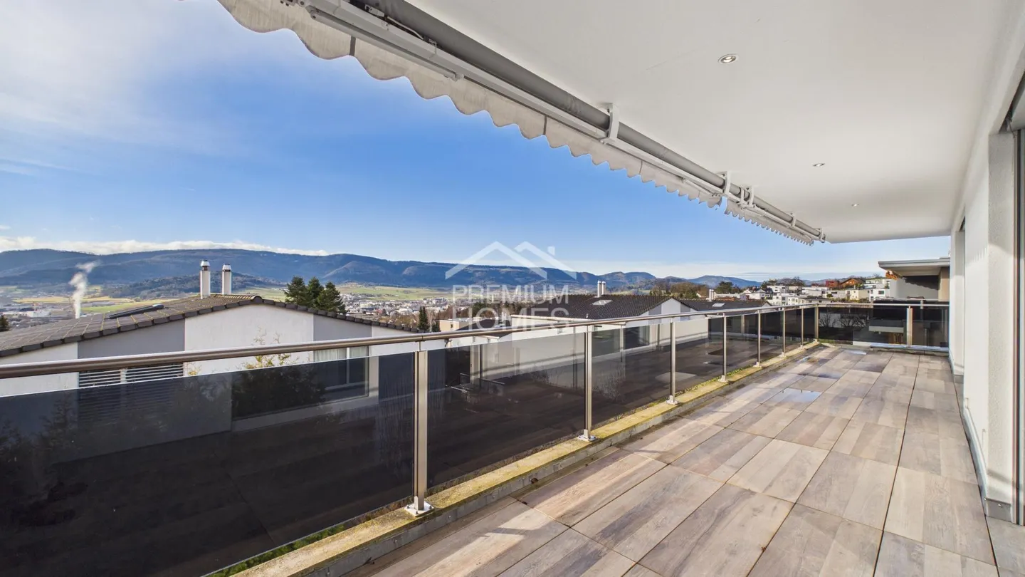 Penthouse mit atemberaubendem Blick auf Delémont und die Berge - Foto 6 von 9