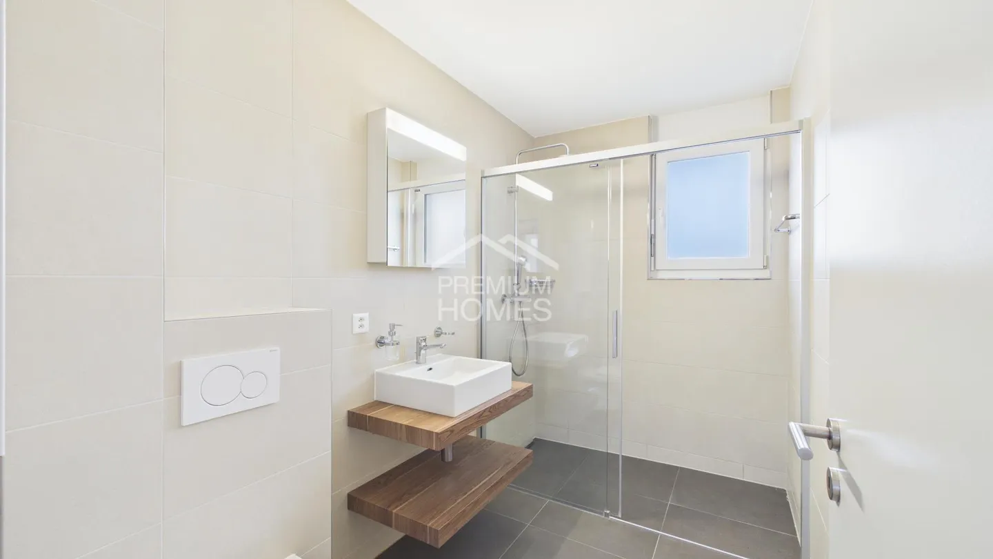 Penthouse mit atemberaubendem Blick auf Delémont und die Berge - Foto 9 von 9
