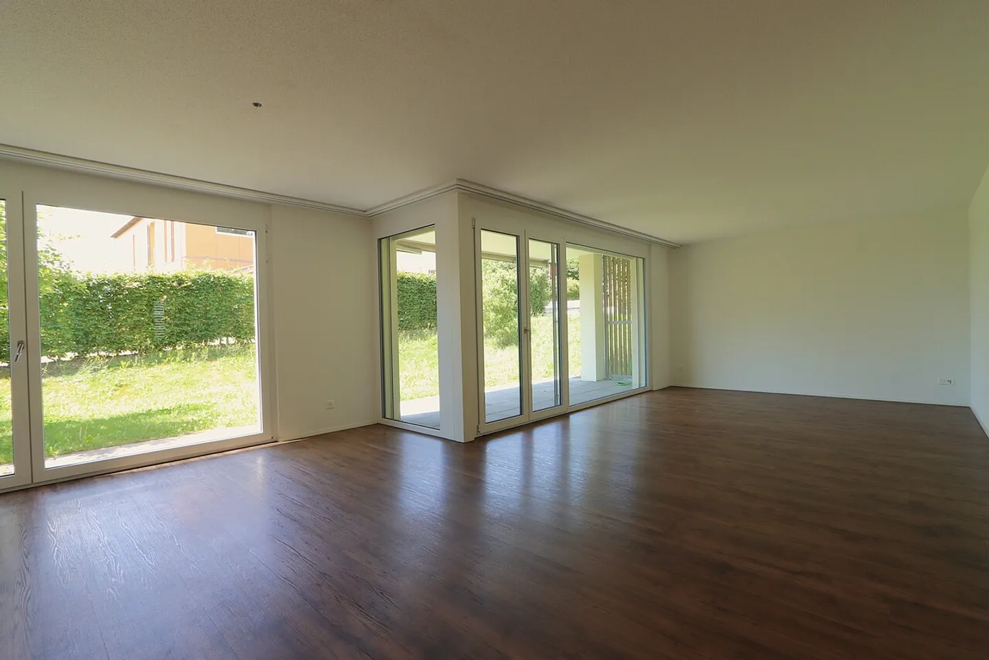 Modern 3.5-room apartment in beautiful surroundings - Photo 6 of 10