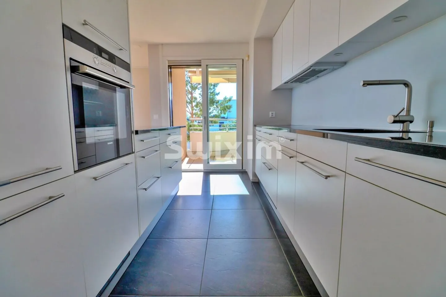 Exklusiv! Hochwertige Wohnung mit Blick auf den See! - Foto 4 von 9