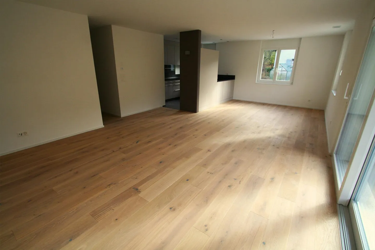 Moderne 3.5 Zimmerwohnung mit Charme - Foto 3 von 9