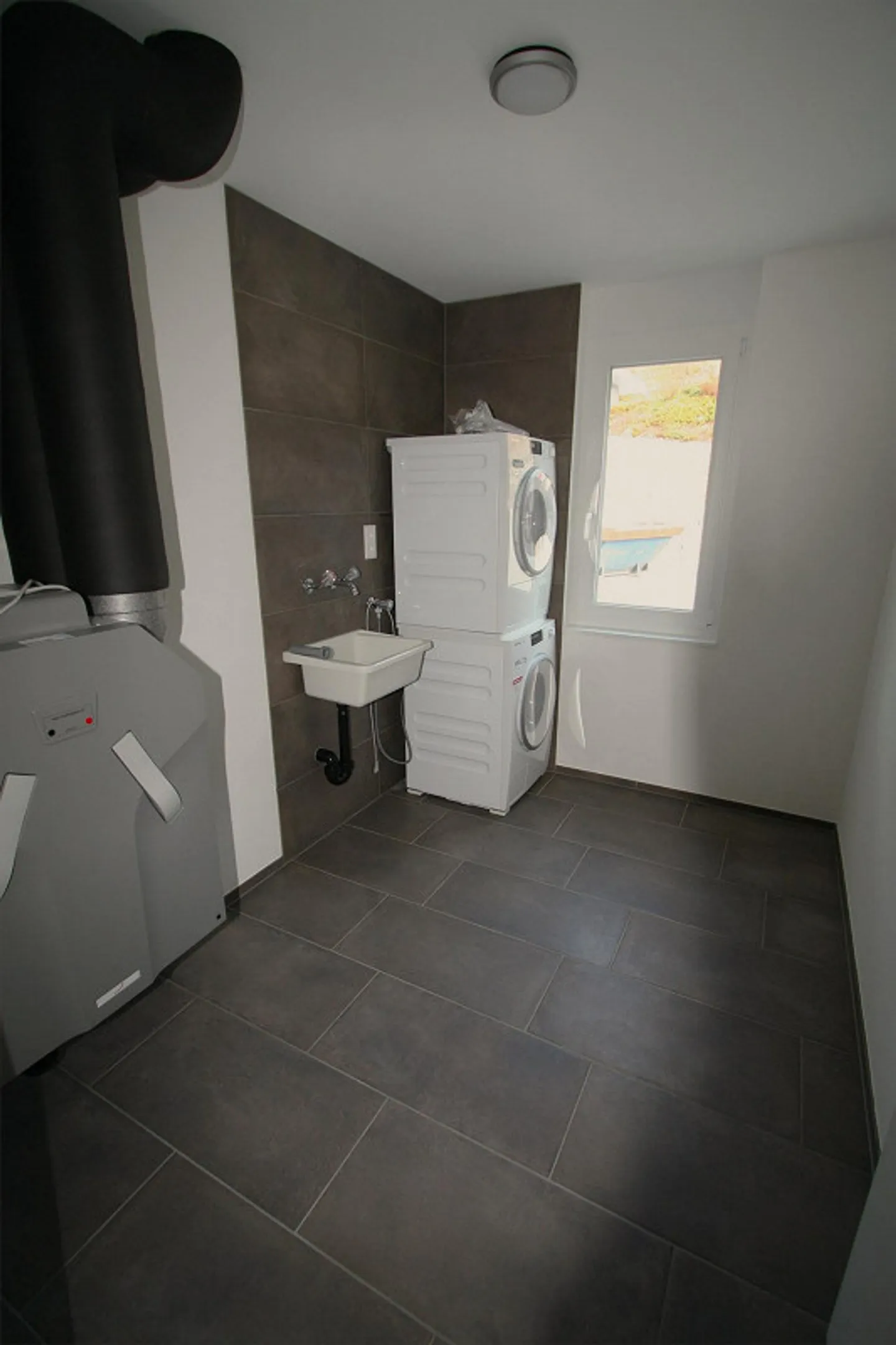 Moderne 3.5 Zimmerwohnung mit Charme - Foto 9 von 9