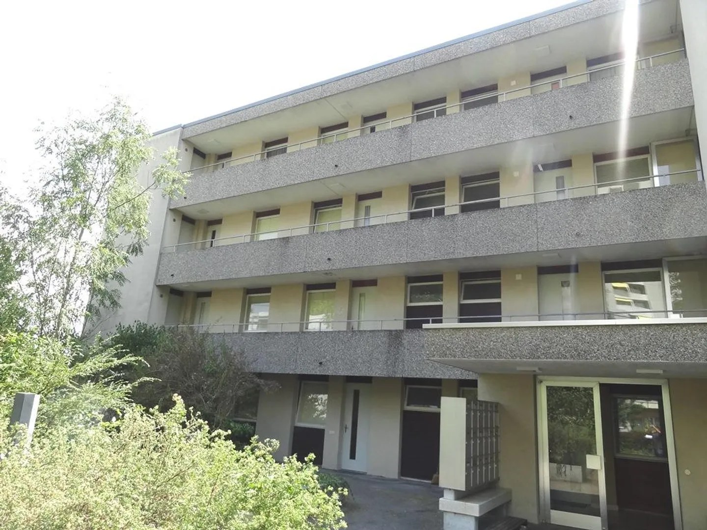 Appartement individuel dans un emplacement calme vous attend! - Photo 1 sur 6