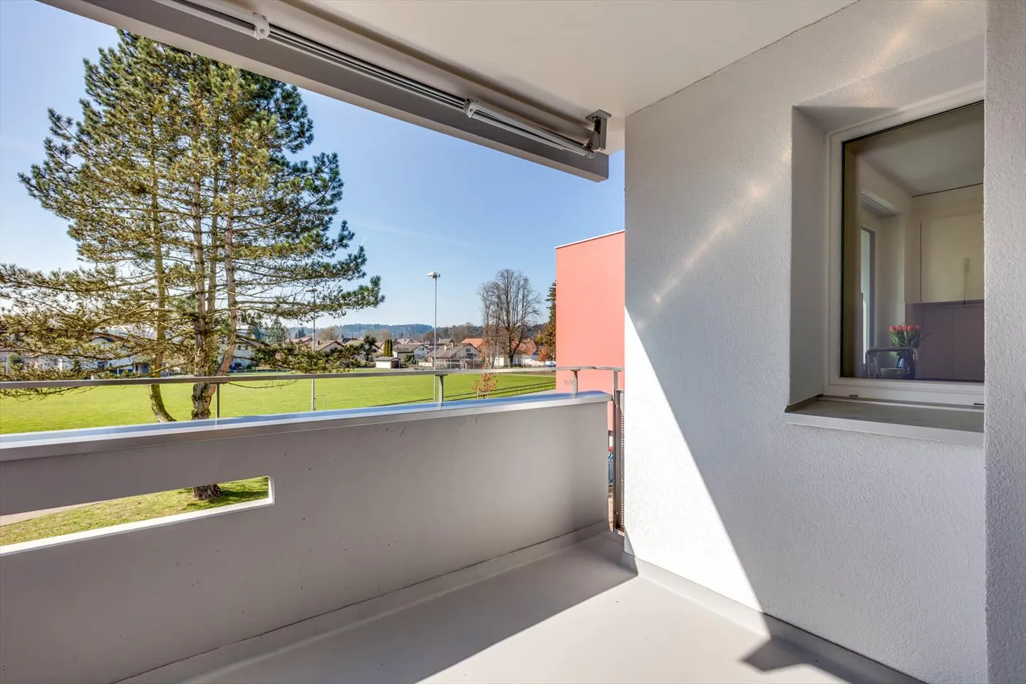 Appartement lumineux dans un quartier résidentiel verdoyant vous attend - Photo 9 sur 10