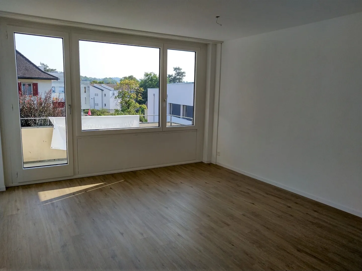 4.0-Zi-Whg, sonnig, ruhig, Balkon, neu renoviert. - Foto 2 von 5