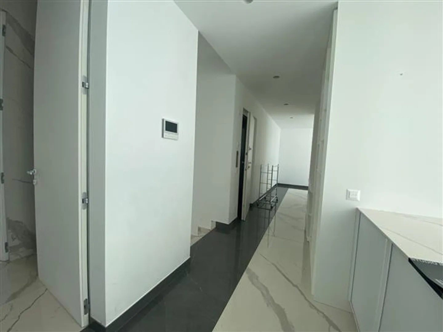 Bissone: Attico con 4.5 stanze - Foto 5 di 13