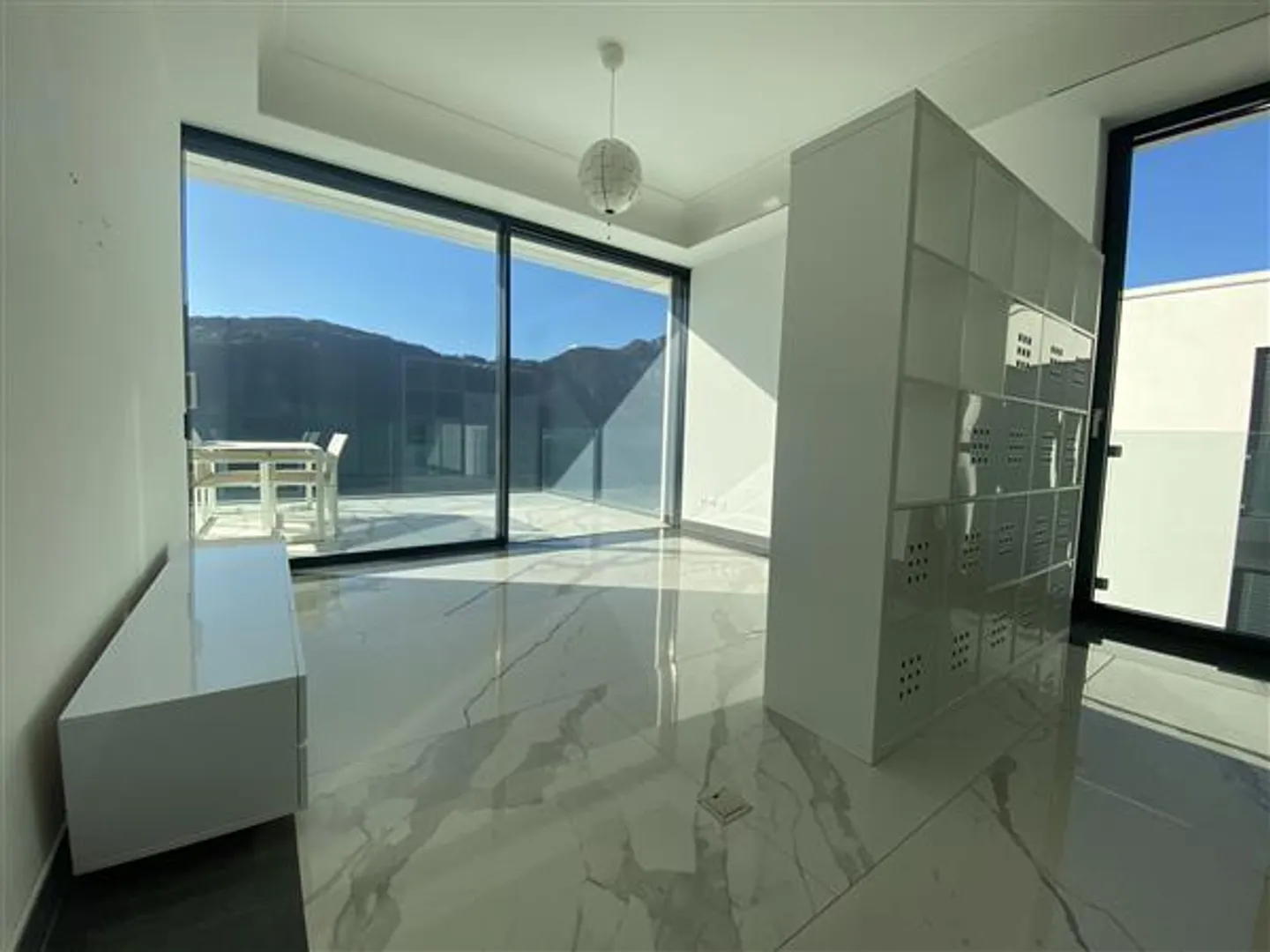 Bissone: Attico con 4.5 stanze - Foto 12 di 13