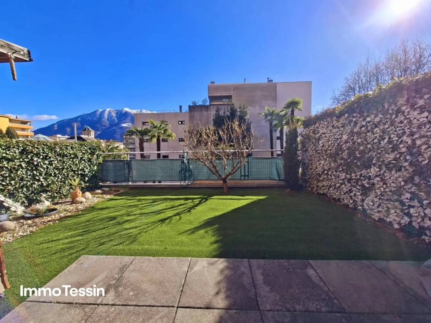 LOCARNO-MURALTO: Appartamento per vacanze perfetto vicino alla passeggiata del lago con giardino privato in una posizione ideale tra il lago e il centro città - Foto 1 di 13