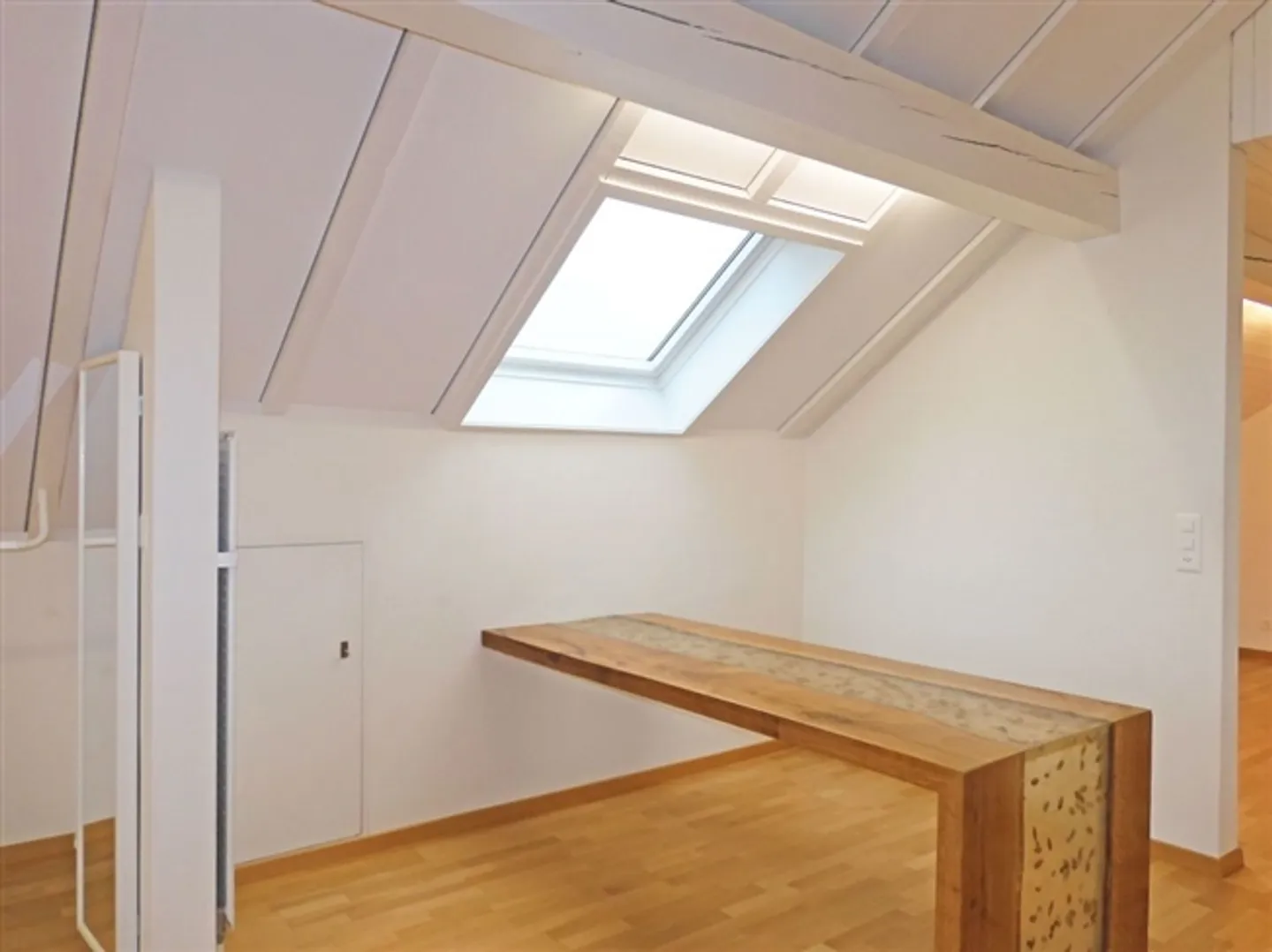 «heimelige 2.5 Zimmerwohnung im Dachgeschoss» - Foto 4 von 10