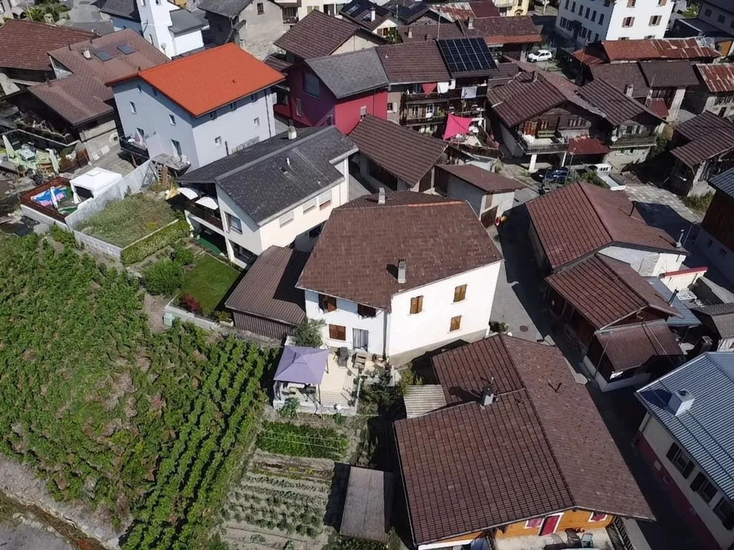 Maison villageoise avec appartement - Photo 2 sur 13