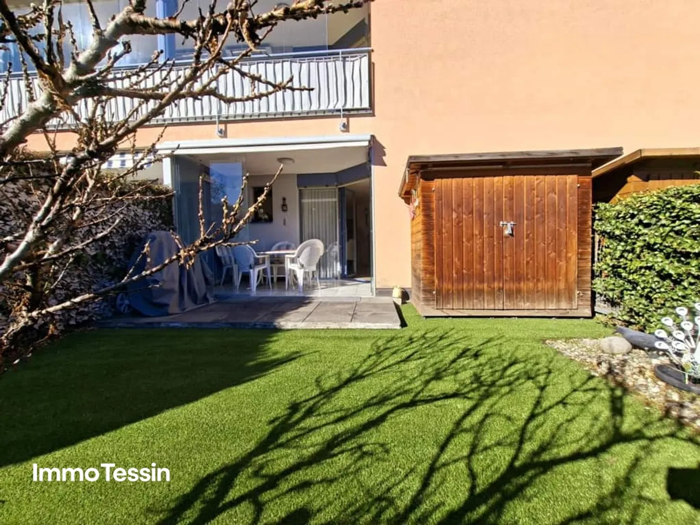 LOCARNO-MURALTO: Appartamento per vacanze perfetto vicino alla passeggiata del lago con giardino privato in una posizione ideale tra il lago e il centro città - Foto 2 di 13