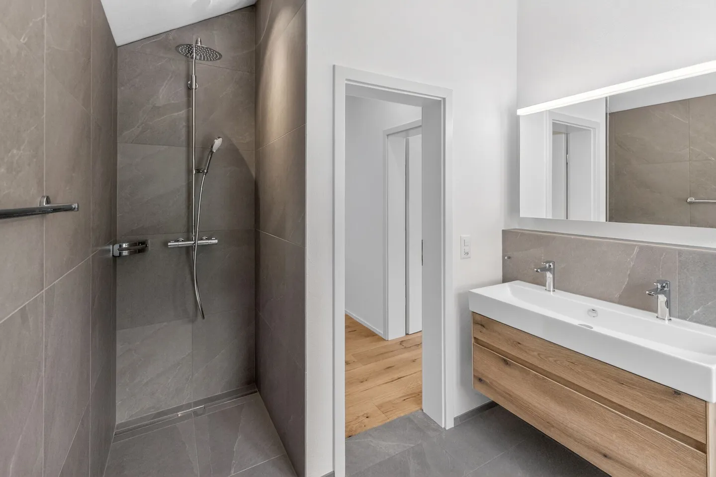 Maison individuelle neuve indépendante à Gams - 4,5 pièces de plaisir de vivre pour toute la famille - Photo 18 sur 20