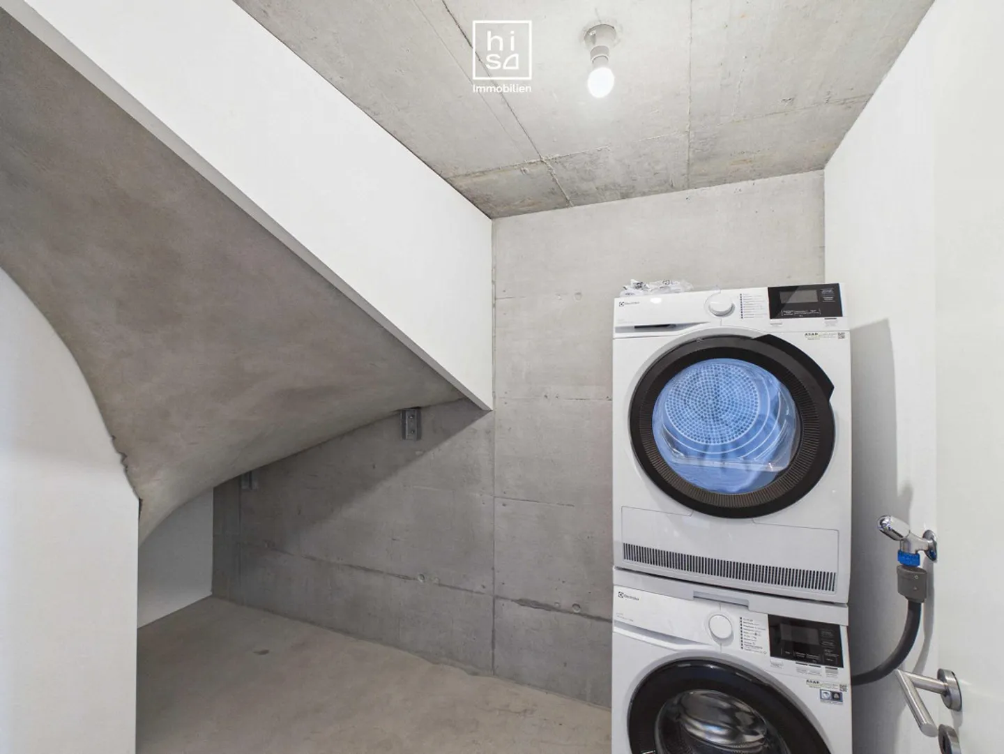 Appartement en attique moderne de 3,5 pièces à Rebstein - Photo 5 sur 9