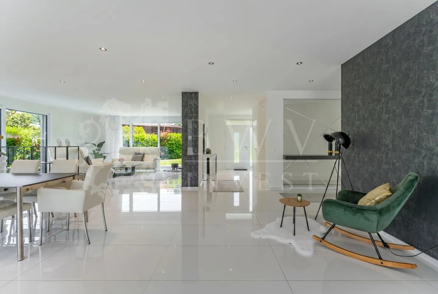 Modernes Villa mit Pool und Privatsphäre - Foto 3 von 14