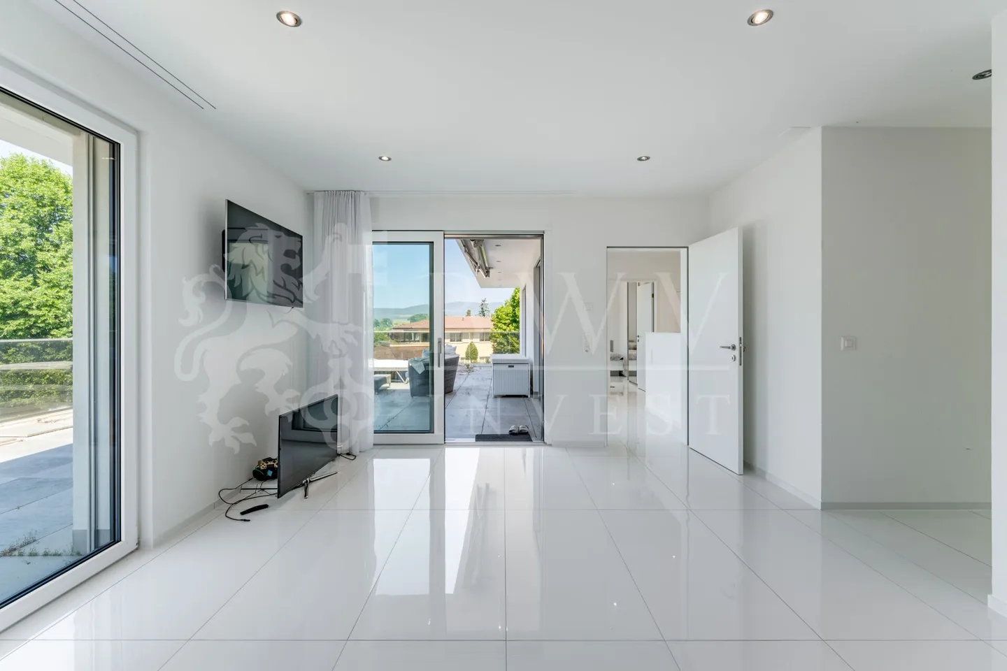 Modernes Villa mit Pool und Privatsphäre - Foto 12 von 14
