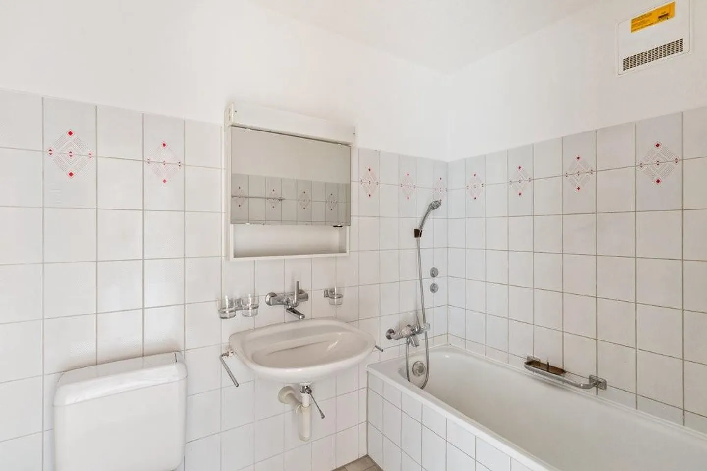 AFFITTARE SENZA CAUZIONE - Qualità della vita in un ambiente verde - Foto 3 di 8