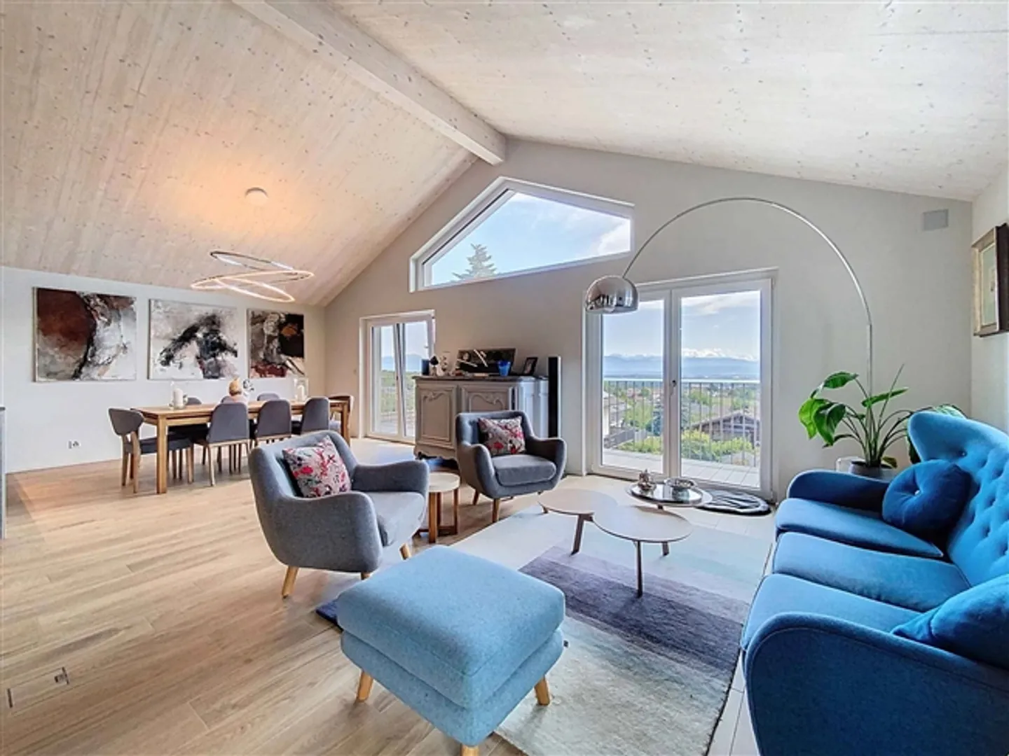 Magnifique nouvelle villa moderne avec vue panoramique sur le lac et les Alpes - Photo 3 sur 11