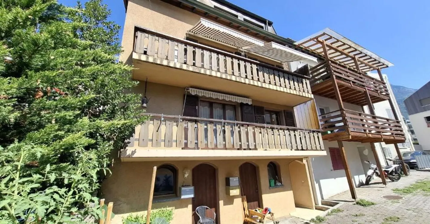 4 1/2 room duplex apartment in Fully (VS) - Photo 1 of 13