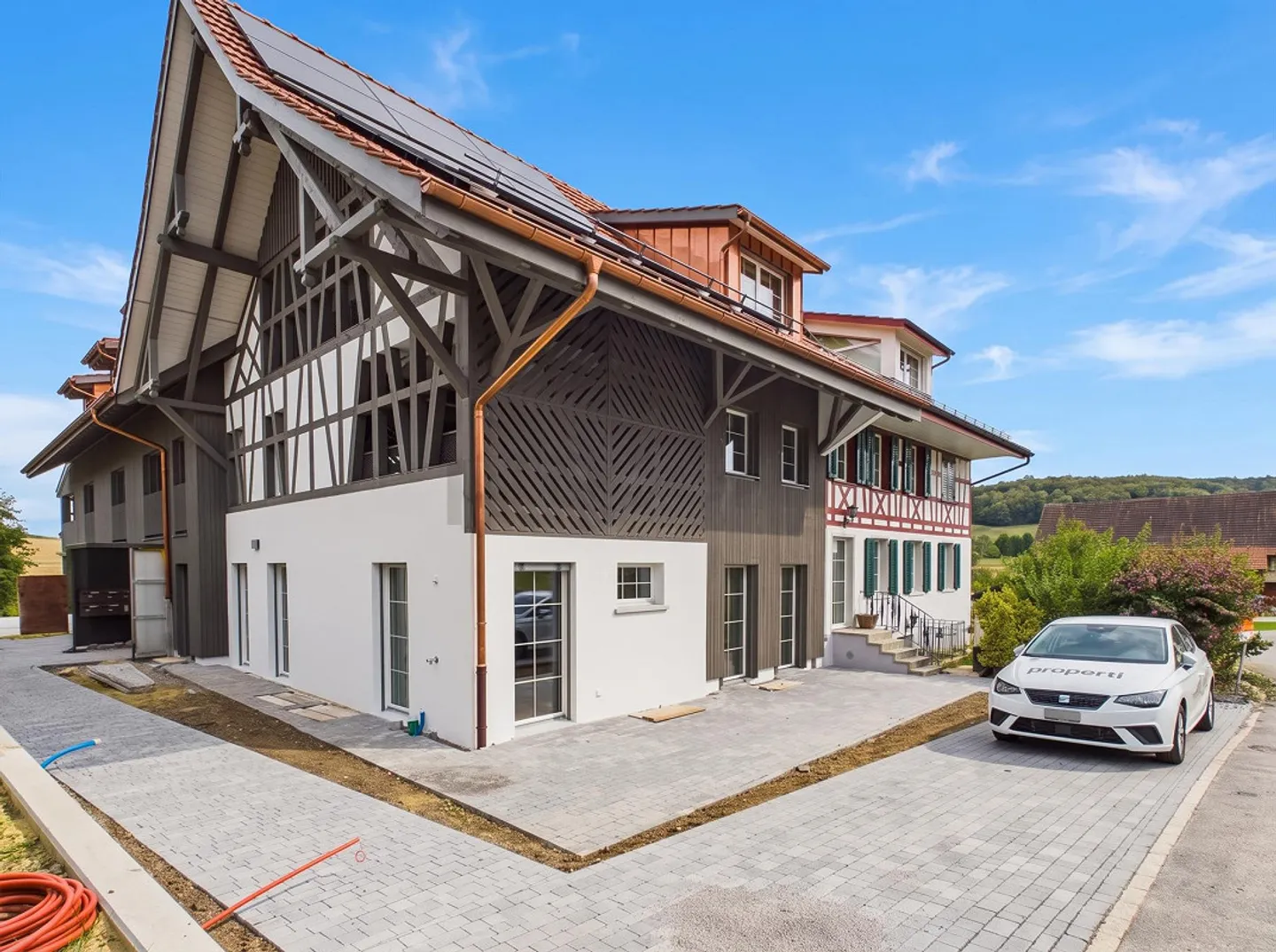 Attico con vista – La tua nuova casa nel cuore di Schneisingen... - Foto 1 di 14
