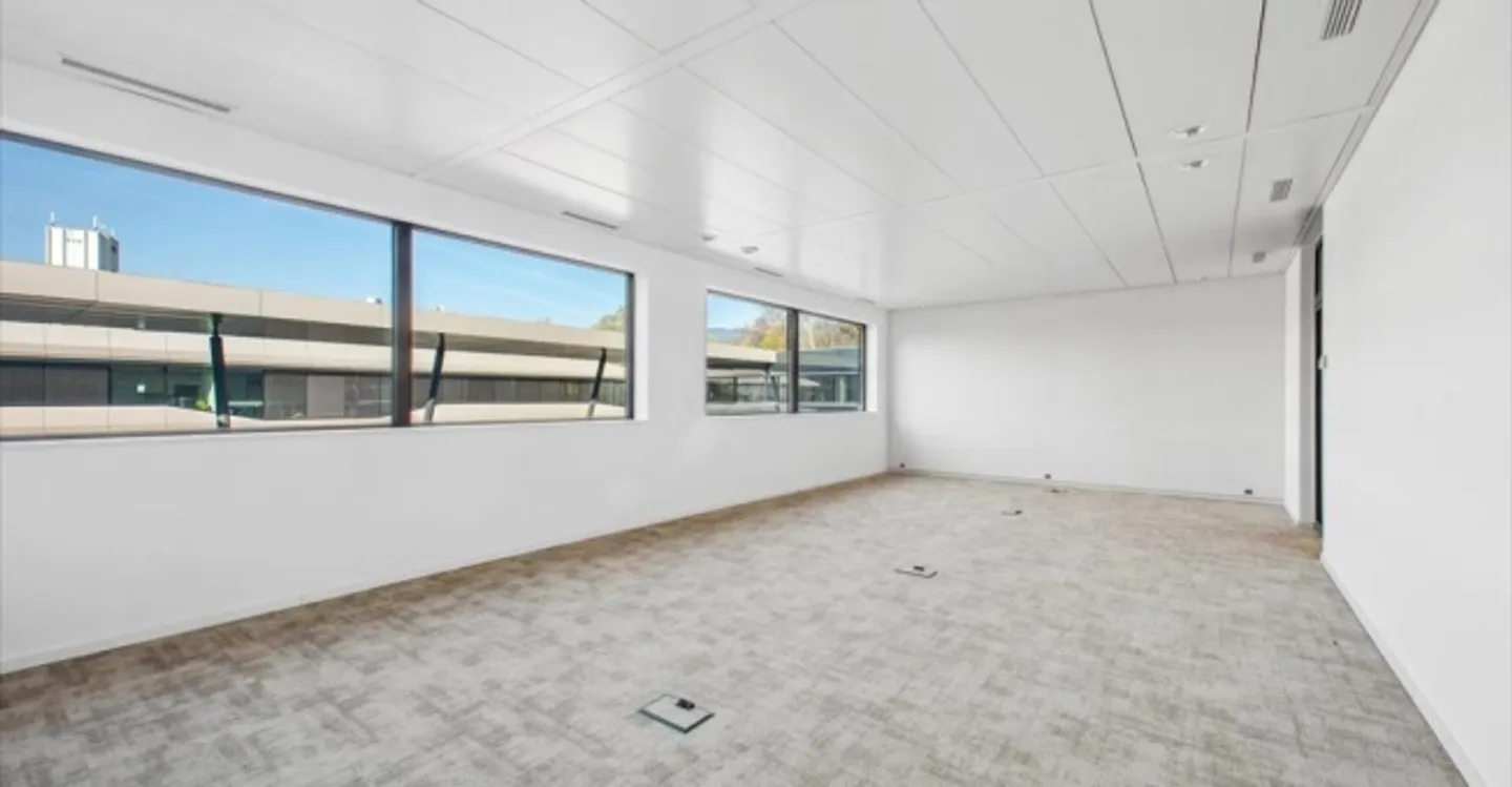 Modern Office Space in Terre Bonne - Photo 1 of 6