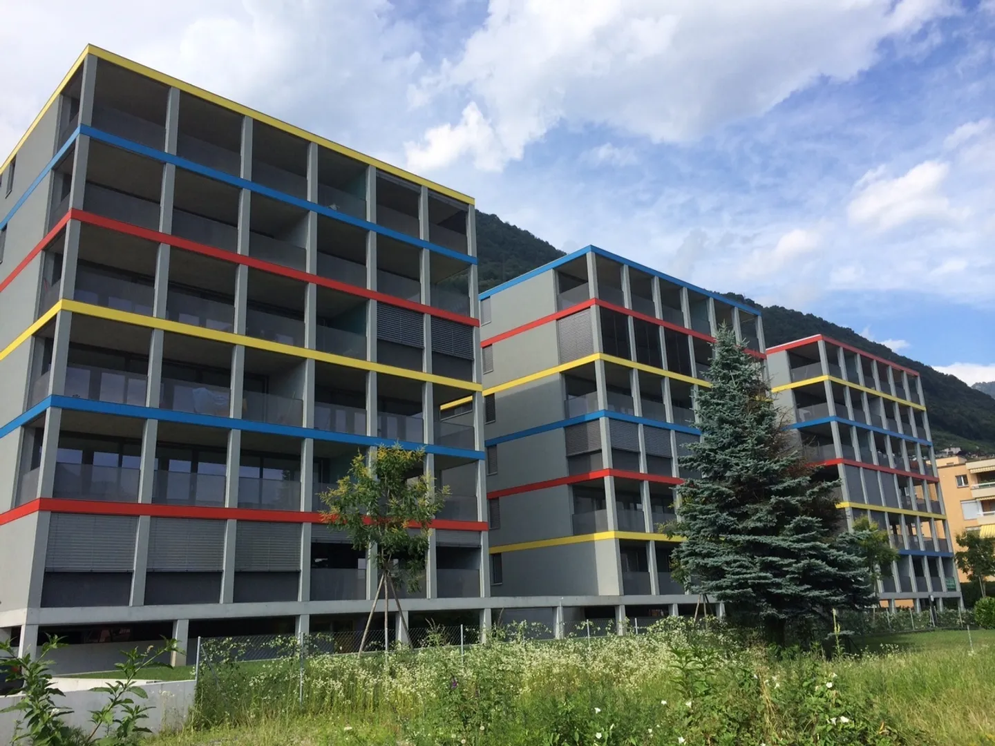 GORDOLA, Appartement moderne de 2 pièces à louer dans un quartier résidentiel - Photo 1 sur 3