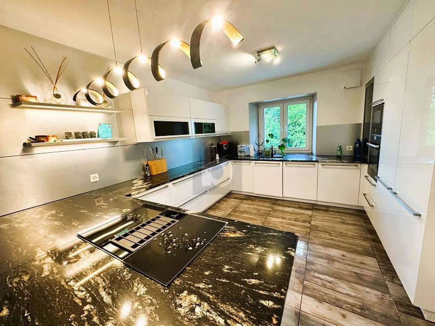 Modernisiertes Mehrgenerationenhaus - Foto 4 von 6