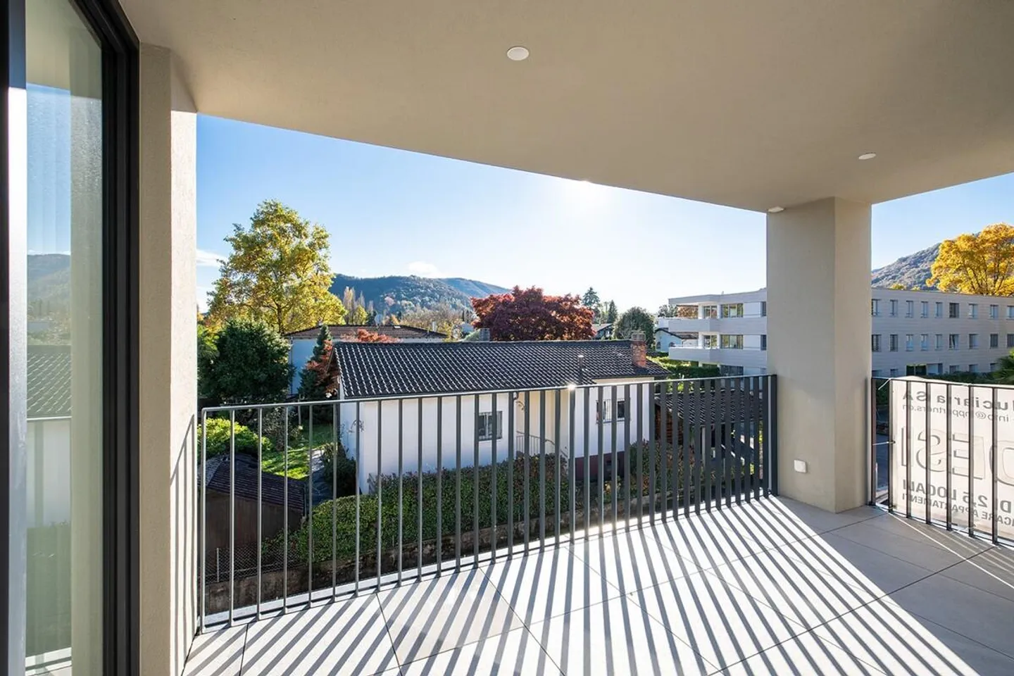 MAGLIASO - 2.5 ROOMS FOR RENT - Photo 13 of 15