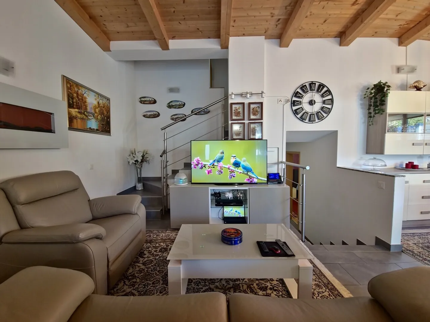 Einladende 4,5-Zimmer-Villa in Magliaso - Foto 6 von 13