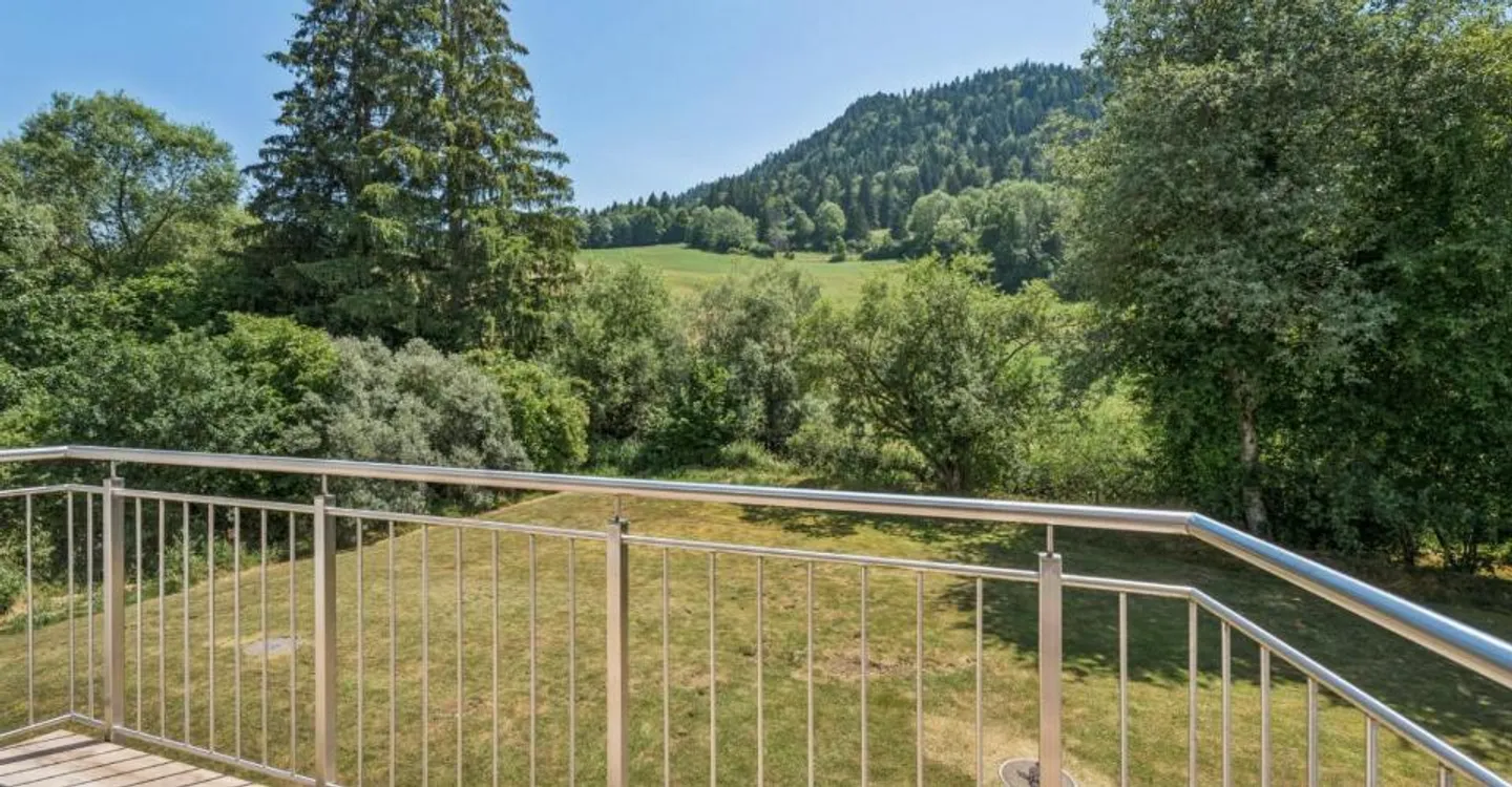 Zeitgenössisches Familienhaus mit großem Garten - Foto 5 von 10