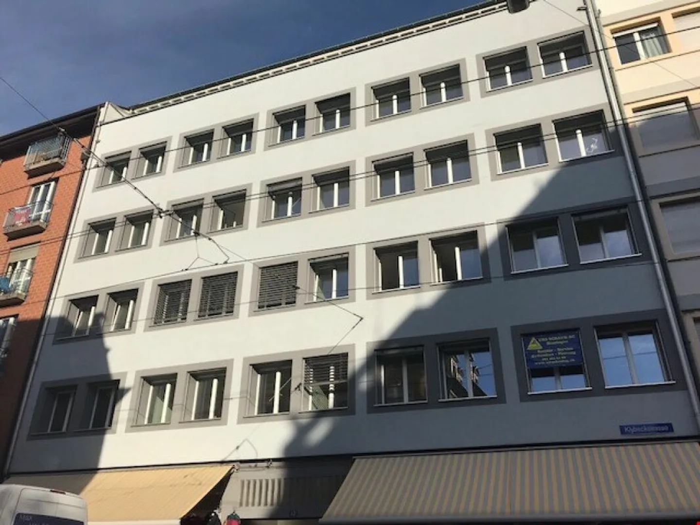 im Kleinbasel - zentral & modern, mit einmaliger Terrasse - Foto 1 von 5