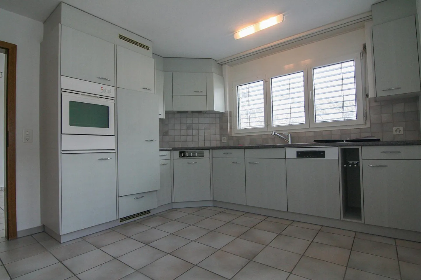 4.5 Room Apartment - Photo 4 of 8