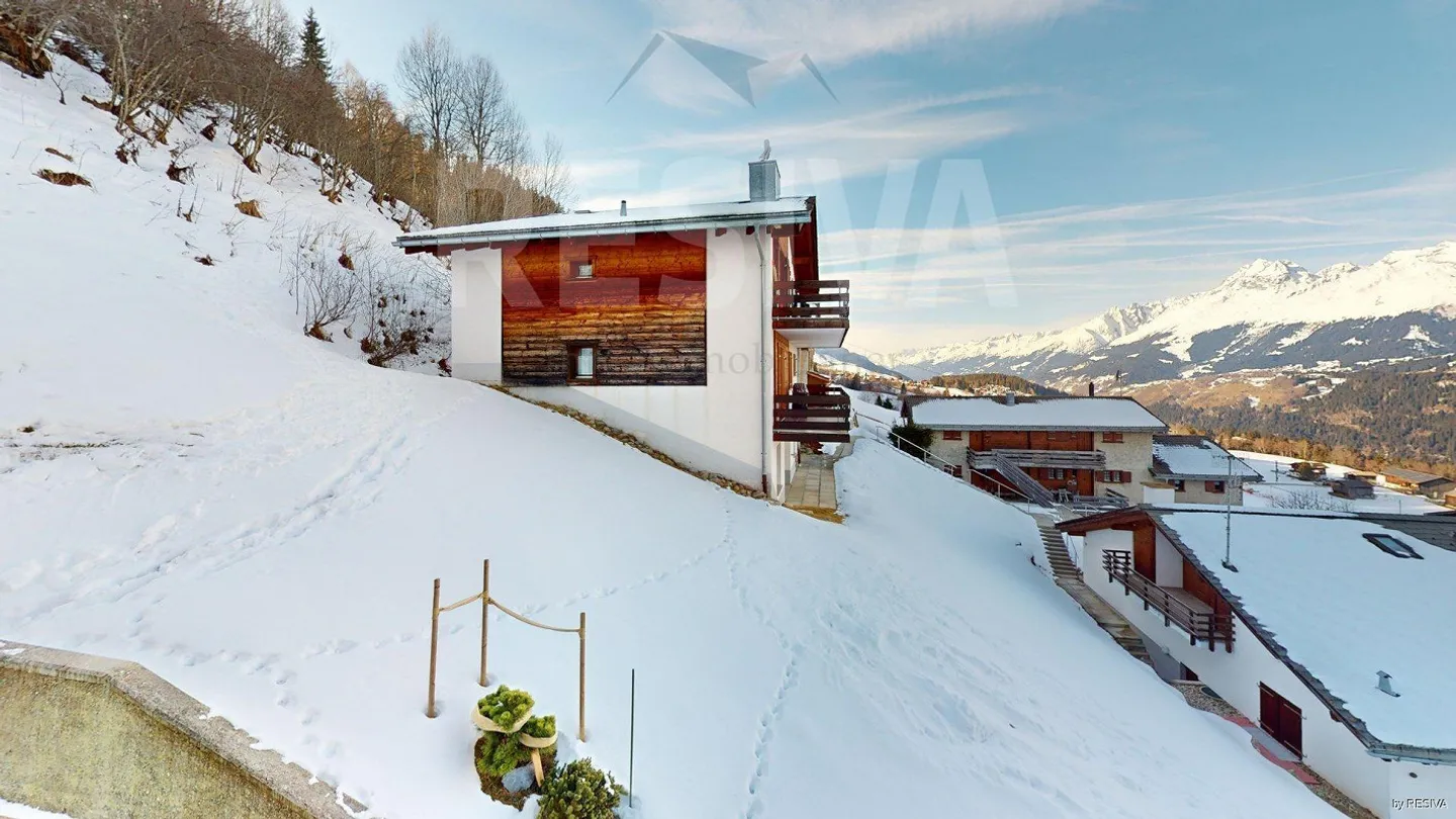 Appartamento duplex ristrutturato con balcone - elegante e centrale - Foto 6 di 34