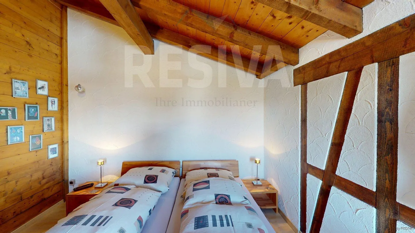 Appartamento duplex ristrutturato con balcone - elegante e centrale - Foto 22 di 34