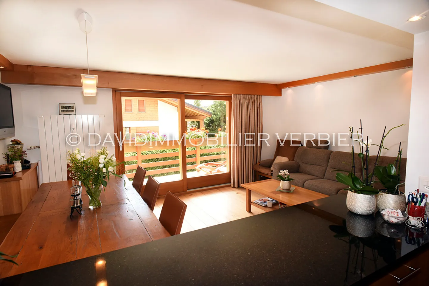 Verbier. Magnifico appartamento ristrutturato, 3.5 locali con grande balcone - Foto 3 di 21