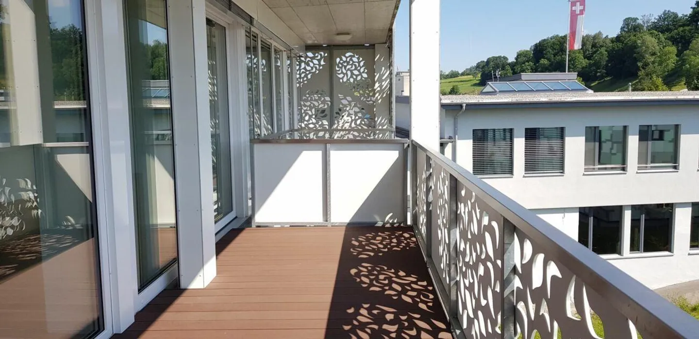 Appartamento attraente di 4,5 stanze con balcone sud - Foto 1 di 9