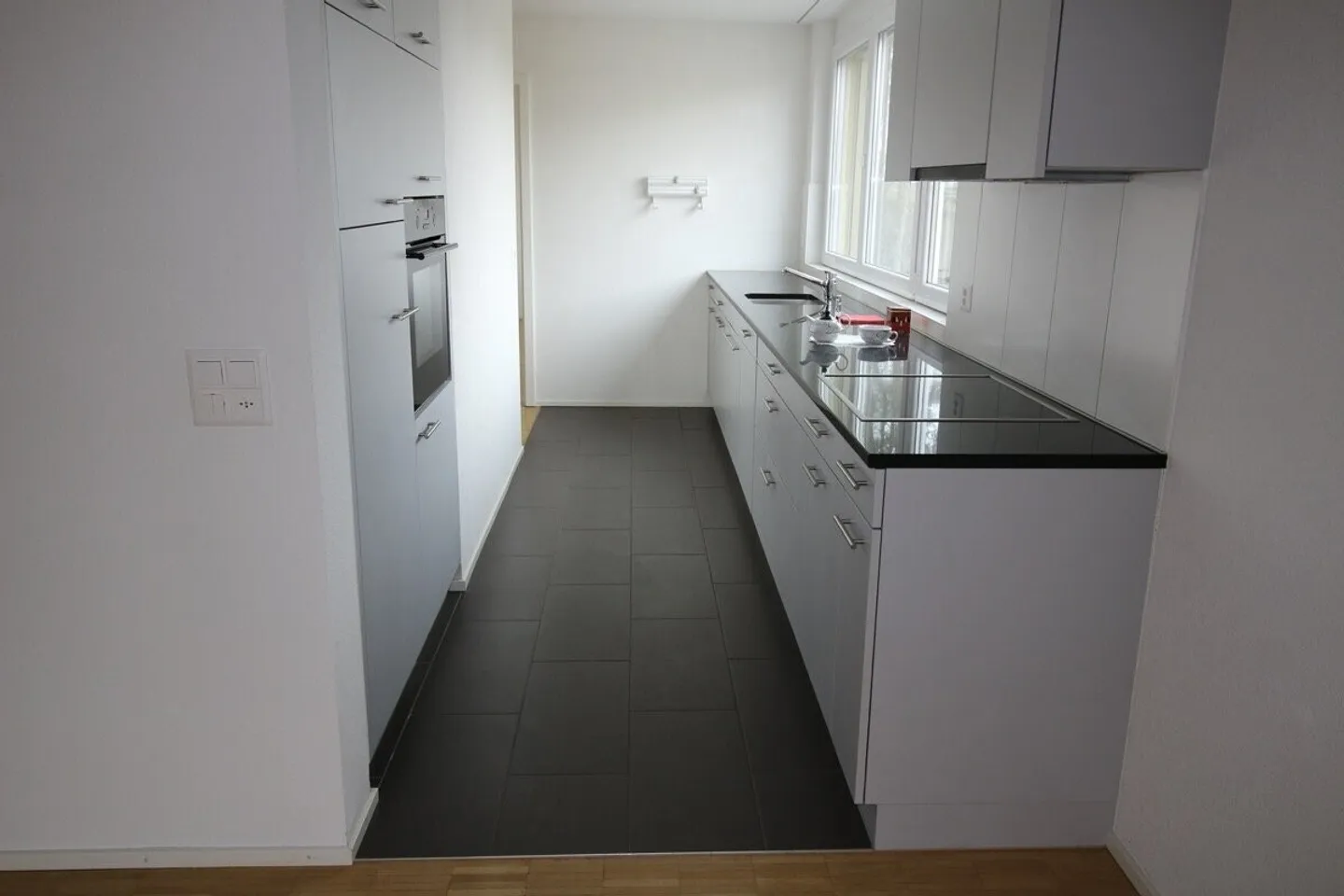 APPARTAMENTO SUPERBO di 4.5 stanze - Foto 1 di 8